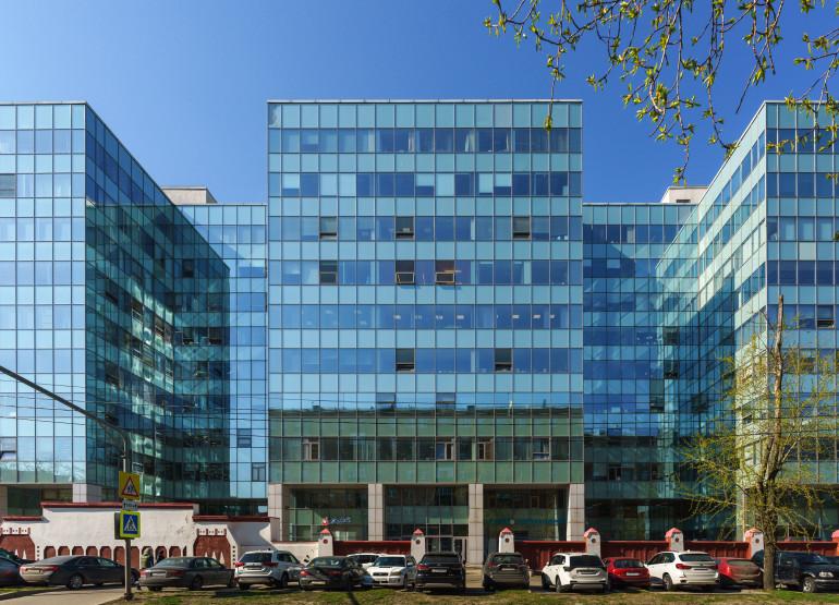 Трио: Вид здания